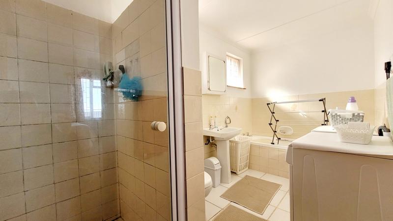 3 Bedroom Property for Sale in Dana Bay Western Cape